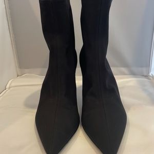 VALENTINO GARIVANI ANKLE BOOTS NEOPRENE SIZE 39.5 - Used twice. Super Chic!